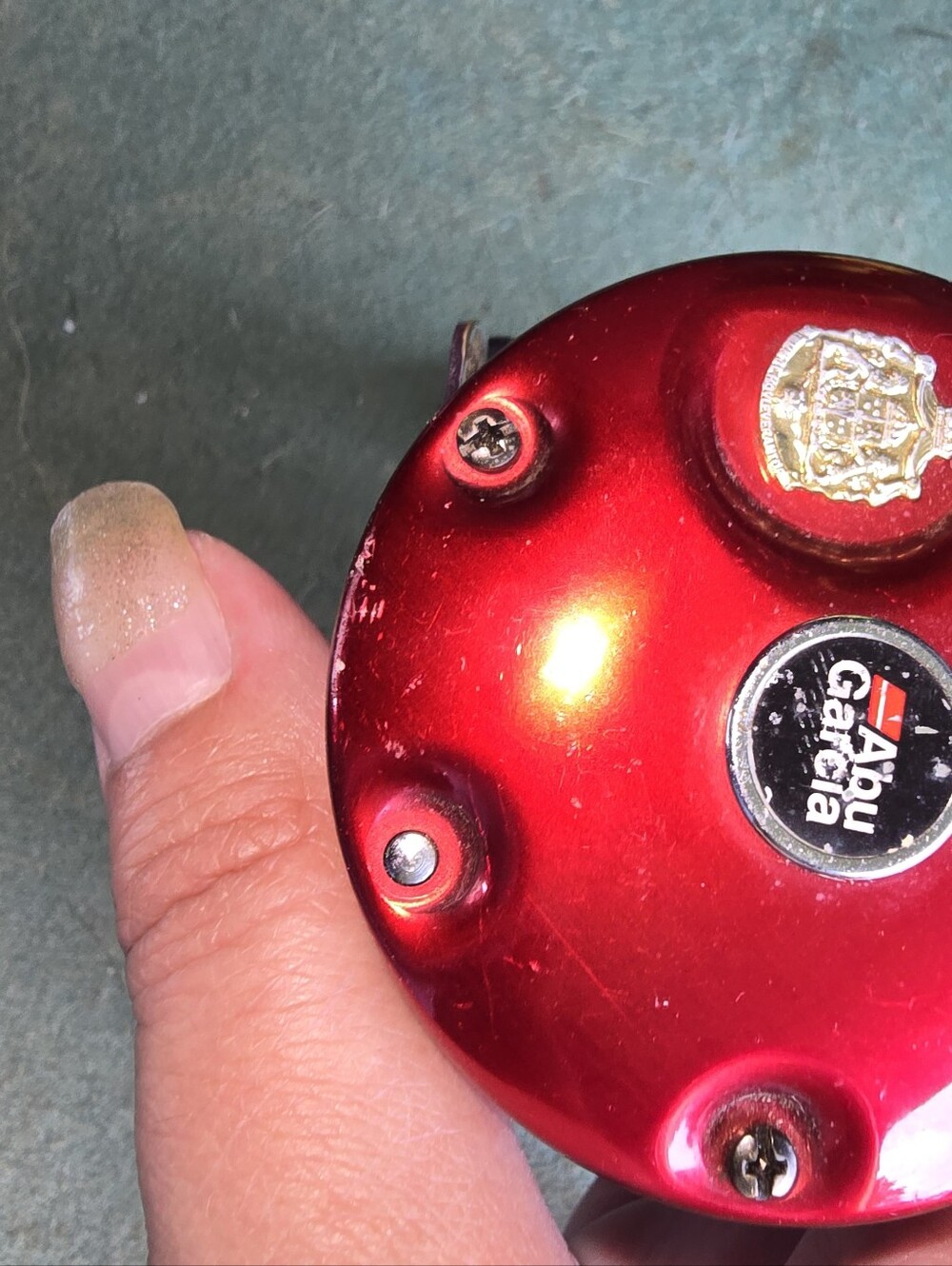 Abu Garcia Ambassadeur 5000C Classic Baitcasting Reel - Red/Black - Picture 8 of 10